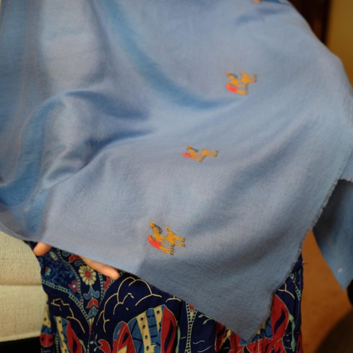 Camel embroidered Cashmere Wrap