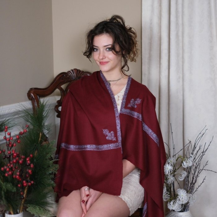 Luxury Velvet Hashidar Embroidered Pashmina Stole