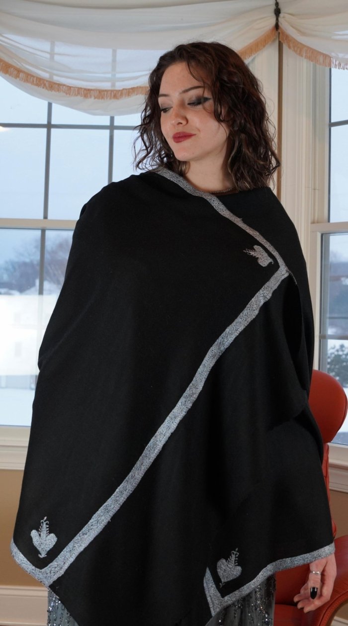 Neelima Black Hashidaar Pashmina Wrap