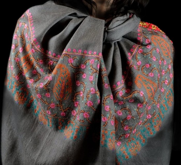 Vasundhara Gray Sozni Paladaar Pashmina Wrap