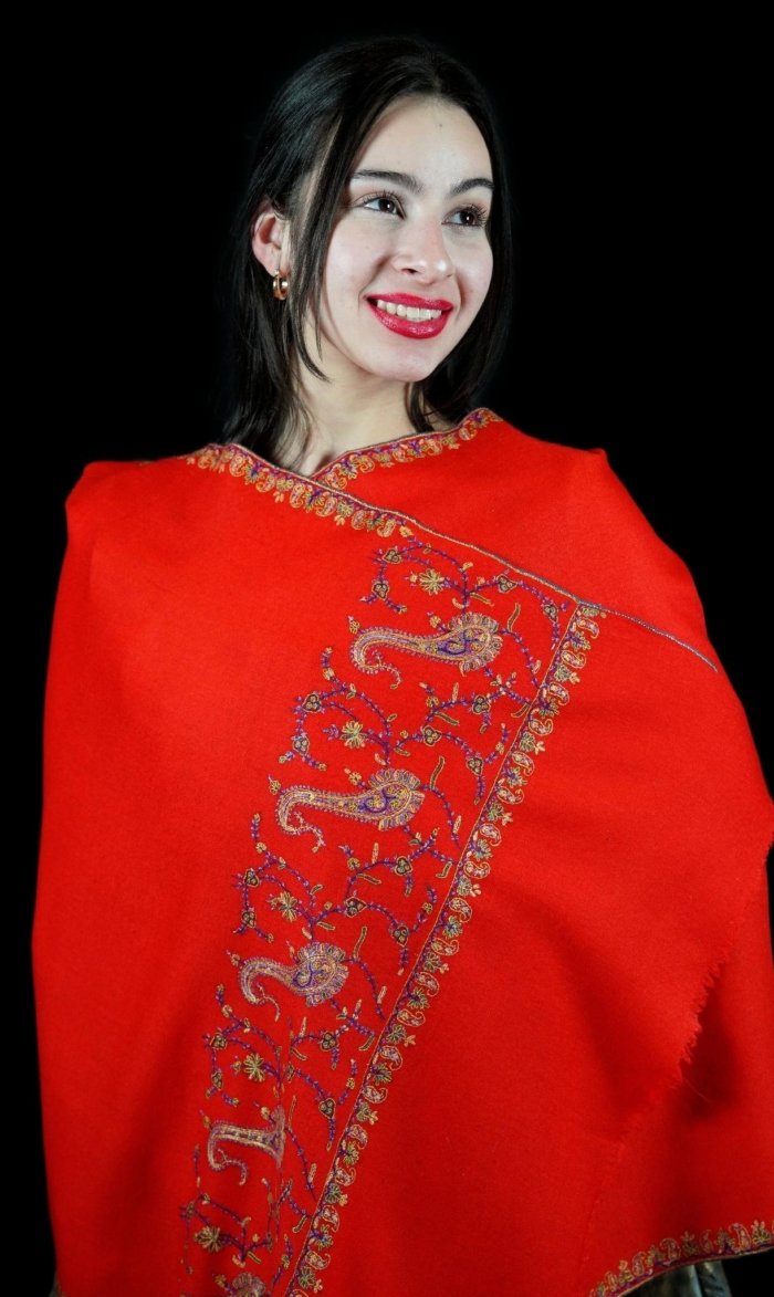 Rubí Sozni Paladaar Pashmina Wrap