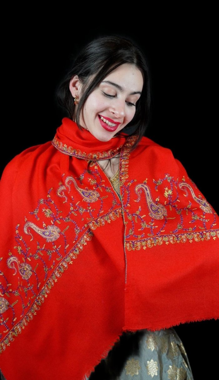 Rubí Sozni Paladaar Pashmina Wrap