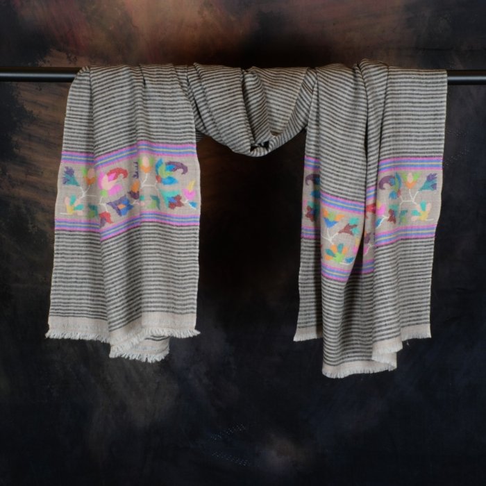 Echelon Handwoven Kani Palla Wrap