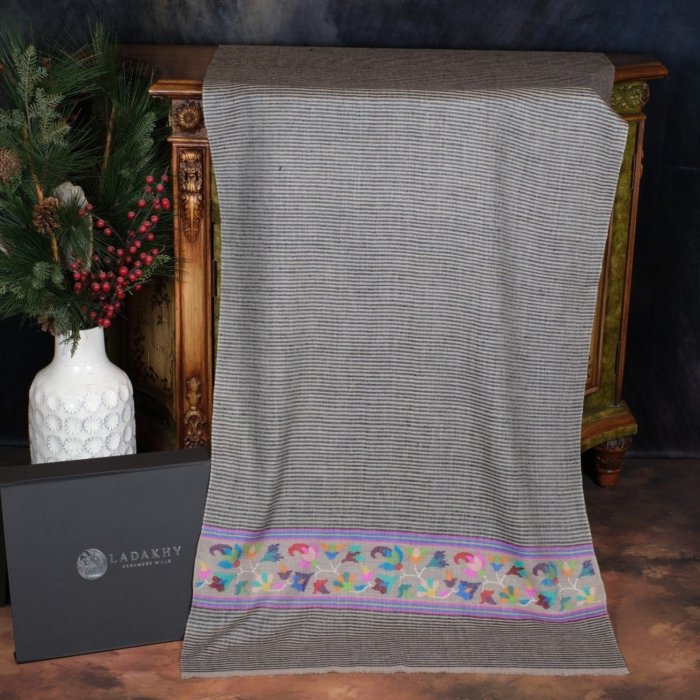 Echelon Handwoven Kani Palla Wrap